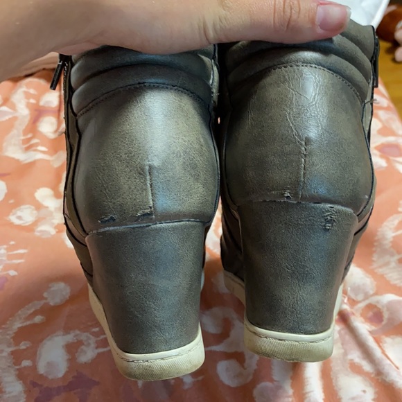 Sneaker wedges 🤩 - Picture 4 of 5